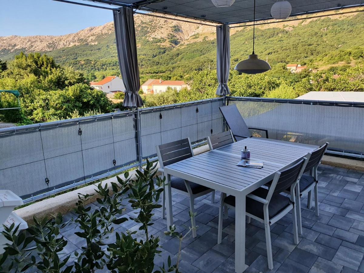 Relax House Rosemary Draga Bascanska Exterior foto