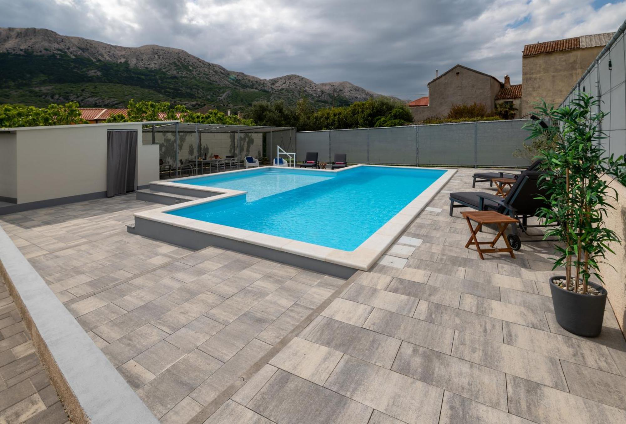 Relax House Rosemary Draga Bascanska Exterior foto